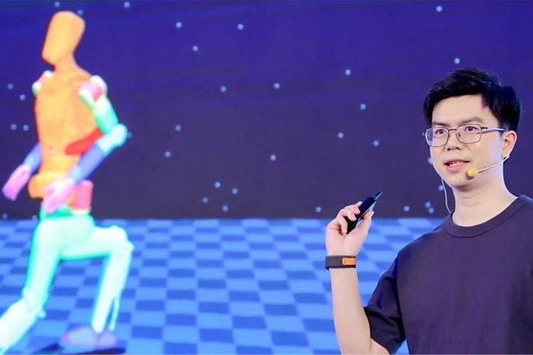 天才少年稚晖君 彩神Vll机器人走路进场！AI模型做大脑，目标售价20万以内